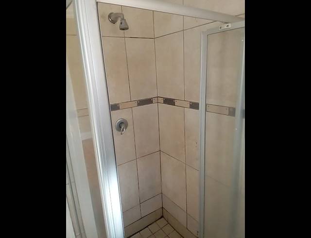 1 bed property to rent in KENSINGTON